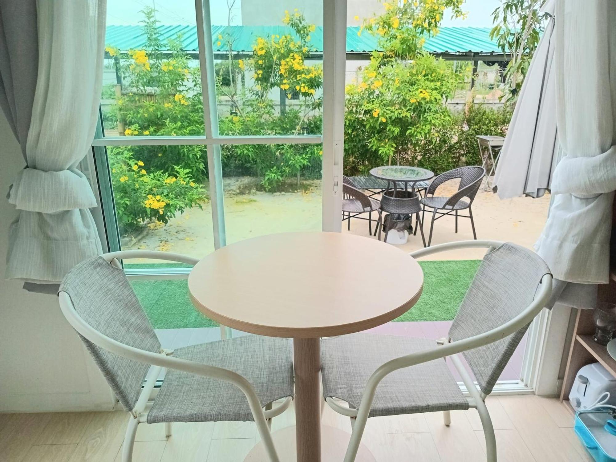 บ้านพักตากอากาศขนาดเล็ก ห่างชายหาดบางเก่า 800 เมตร #Cottage Ban Bo Yai Buitenkant foto