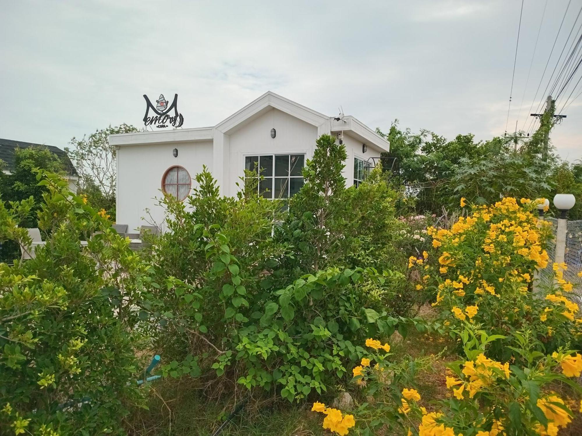 บ้านพักตากอากาศขนาดเล็ก ห่างชายหาดบางเก่า 800 เมตร #Cottage Ban Bo Yai Buitenkant foto